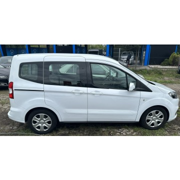Ford Transit Courier  Kombi 2019,  1.5 diesel - Na sprzedaż za 29 600 zł - Bydgoszcz - zdjęcie 7