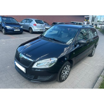 Škoda Fabia - FABIA II  LIFT  1.2Mpi 70km Rozrz. na łańcu Klima OK Zadbany Z NIEMIEC