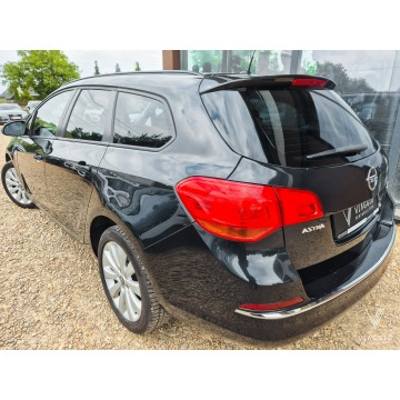 Opel Astra  Kombi 2015,  1.4 benzyna - Na sprzedaż za 22 999 zł - Tychy - zdjęcie 4
