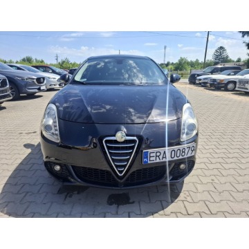 Alfa Romeo Giulietta  Hatchback 2011,  1.6 - Na sprzedaż za 9 800,00 zł - Malutkie - zdjęcie 2