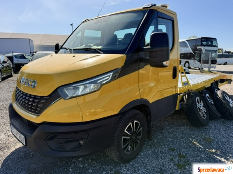 Iveco Daily 2021,  3.0 diesel, automat - Na sprzedaż za 145 800 zł - Żory