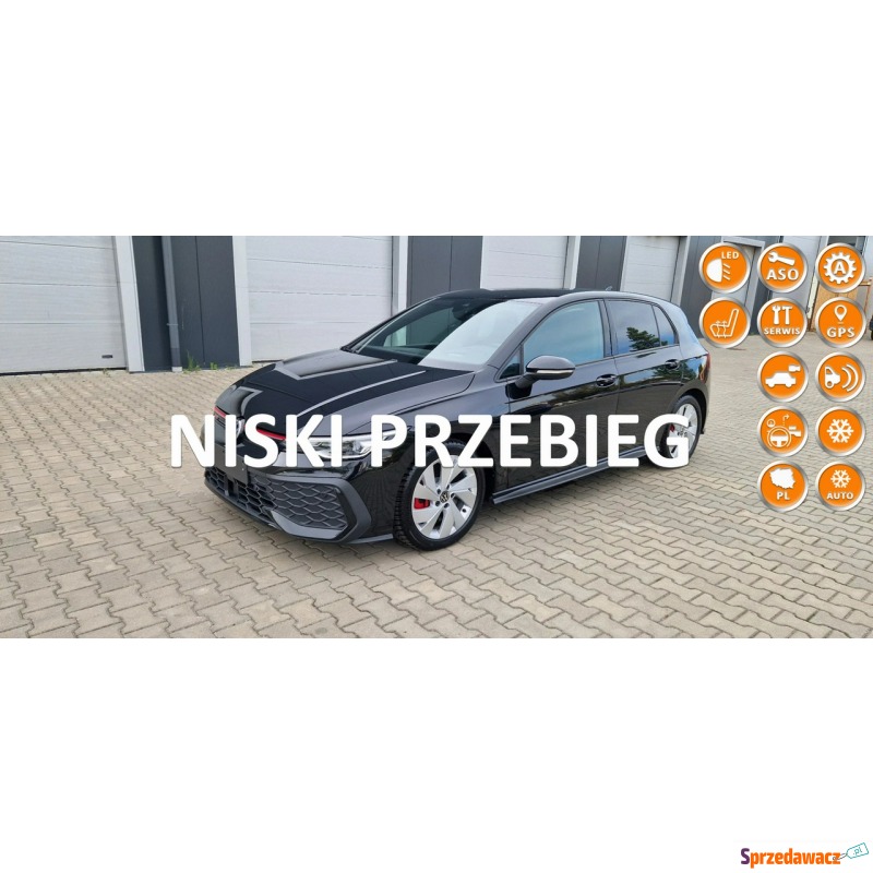 Volkswagen Golf  Liftback 2025,  2.0 benzyna, automat - Na sprzedaż za 85 000 zł - Koszalin