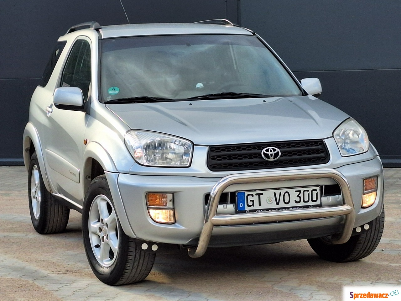 Toyota 2003