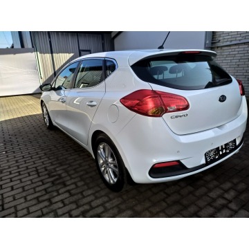Kia Ceed  Hatchback 2013,  1.6 benzyna, automat - Na sprzedaż za 30 900 zł - Strzała - zdjęcie 5