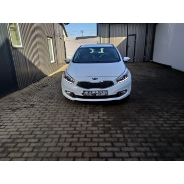 Kia Ceed  Hatchback 2013,  1.6 benzyna, automat - Na sprzedaż za 30 900 zł - Strzała - zdjęcie 10