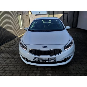 Kia Ceed  Hatchback 2013,  1.6 benzyna, automat - Na sprzedaż za 30 900 zł - Strzała - zdjęcie 11
