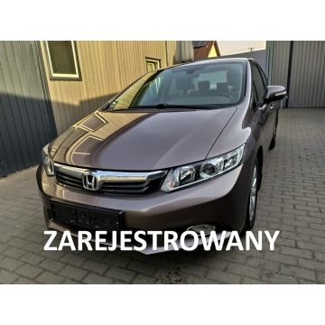 Honda Civic - 1.8 Benzyna Grzane Fotele Hak Zarejestrowany