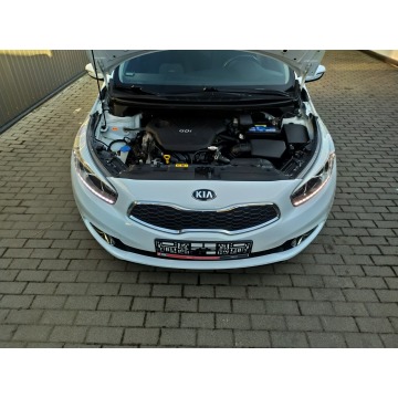 Kia Ceed  Hatchback 2014,  1.6 benzyna, automat - Na sprzedaż za 35 900 zł - Strzała - zdjęcie 12