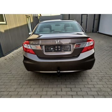 Honda Civic  Sedan/Limuzyna 2012,  1.8 benzyna - Na sprzedaż za 30 900 zł - Strzała - zdjęcie 6