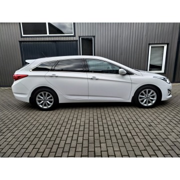Hyundai i40  Kombi 2014,  2.0 benzyna, automat - Na sprzedaż za 36 900 zł - Strzała - zdjęcie 8