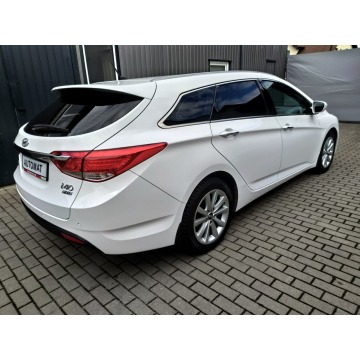 Hyundai i40  Kombi 2014,  2.0 benzyna, automat - Na sprzedaż za 36 900 zł - Strzała - zdjęcie 7