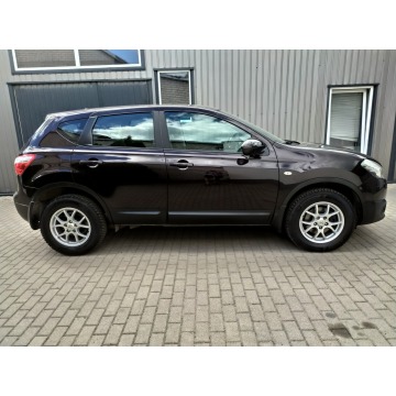 Nissan Qashqai  SUV 2011,  1.6 benzyna - Na sprzedaż za 28 900 zł - Strzała - zdjęcie 8