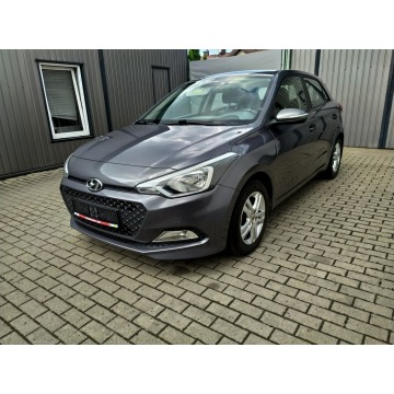 Hyundai i20  Hatchback 2015,  1.2 benzyna - Na sprzedaż za 30 900 zł - Strzała - zdjęcie 2