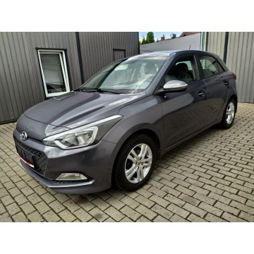 Hyundai i20  Hatchback 2015,  1.2 benzyna - Na sprzedaż za 30 900 zł - Strzała - zdjęcie 3