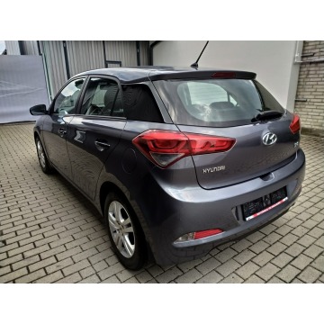 Hyundai i20  Hatchback 2015,  1.2 benzyna - Na sprzedaż za 30 900 zł - Strzała - zdjęcie 5