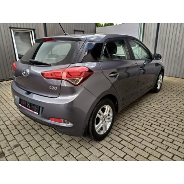 Hyundai i20  Hatchback 2015,  1.2 benzyna - Na sprzedaż za 30 900 zł - Strzała - zdjęcie 7