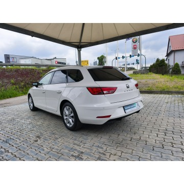 Seat Leon  Kombi 2018,  1.6 diesel - Na sprzedaż za 38 900 zł - Kraków - zdjęcie 4