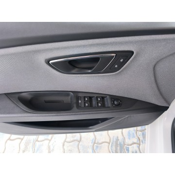 Seat Leon  Kombi 2018,  1.6 diesel - Na sprzedaż za 38 900 zł - Kraków - zdjęcie 11