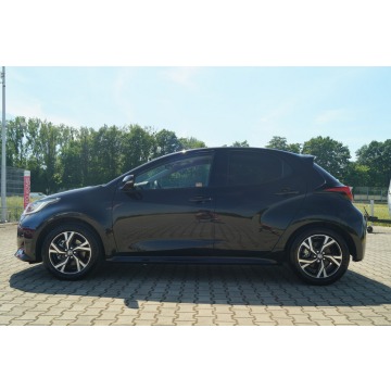 Toyota Yaris  Hatchback 2024,  1.5 hybryda, automat - Na sprzedaż za 79 900 zł - Goczałkowice-Zdrój - zdjęcie 4