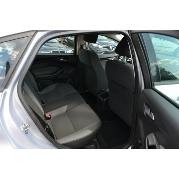 Ford Focus  Hatchback 2011,  1.6 benzyna - Na sprzedaż za 21 900 zł - Częstochowa - zdjęcie 12
