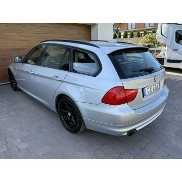 BMW Seria 3  Kombi 2010,  2.0 diesel - Na sprzedaż za 21 500 zł - Konradów - zdjęcie 6