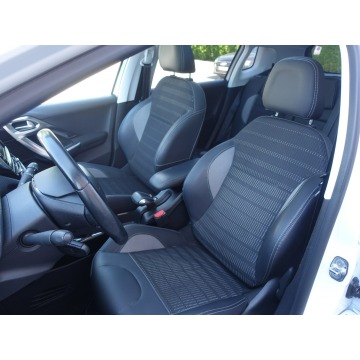 Peugeot 2008  Hatchback 2018,  1.2 benzyna - Na sprzedaż za 34 900 zł - Częstochowa - zdjęcie 10