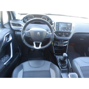 Peugeot 2008  Hatchback 2018,  1.2 benzyna - Na sprzedaż za 34 900 zł - Częstochowa - zdjęcie 12
