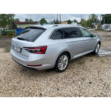 Skoda Superb  Kombi 2019,  2.0 diesel, automat - Na sprzedaż za 69 900 zł - Kanie - zdjęcie 7