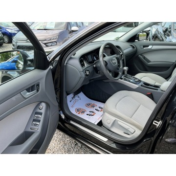 Audi A4  Kombi 2013,  2.0 diesel, automat - Na sprzedaż za 45 900 zł - Rydułtowy - zdjęcie 10
