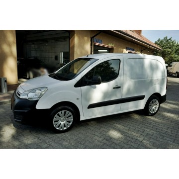 Citroen Berlingo 2015,  1.6 diesel - Na sprzedaż za 19 900 zł - Płock - zdjęcie 8