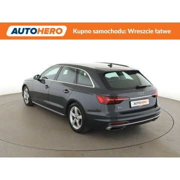 Audi A4  Kombi 2020,  2.0 diesel, automat - Na sprzedaż za 78 400 zł - Warszawa - zdjęcie 4