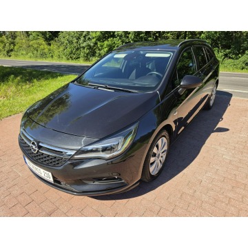 Opel Astra  Kombi 2016,  1.6 diesel - Na sprzedaż za 29 900 zł - Cielcza - zdjęcie 2