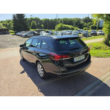 Opel Astra  Kombi 2016,  1.6 diesel - Na sprzedaż za 29 900 zł - Cielcza - zdjęcie 4