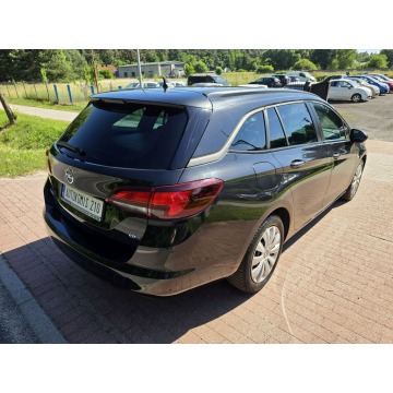 Opel Astra  Kombi 2016,  1.6 diesel - Na sprzedaż za 29 900 zł - Cielcza - zdjęcie 8