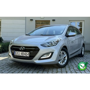Hyundai i30  Kombi 2016,  1.6 diesel, automat - Na sprzedaż za 29 900 zł - Kutno - zdjęcie 1