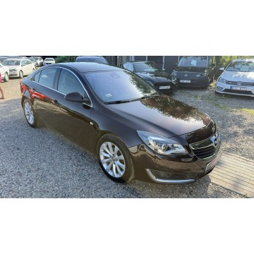 Opel Insignia  Hatchback 2015,  2.0 diesel - Na sprzedaż za 32 997 zł - Gdańsk - zdjęcie 5