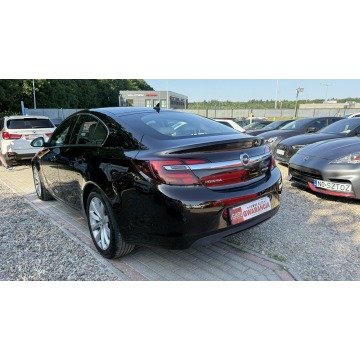 Opel Insignia  Hatchback 2015,  2.0 diesel - Na sprzedaż za 32 997 zł - Gdańsk - zdjęcie 9