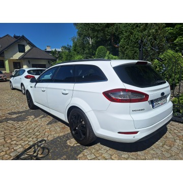 Ford Mondeo  Kombi 2014,  2.0 diesel, automat - Na sprzedaż za 24 900 zł - Siewierz - zdjęcie 3