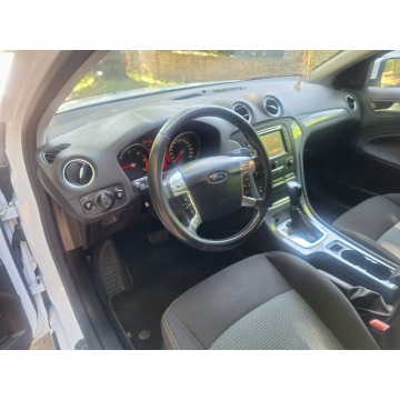 Ford Mondeo  Kombi 2014,  2.0 diesel, automat - Na sprzedaż za 24 900 zł - Siewierz - zdjęcie 8