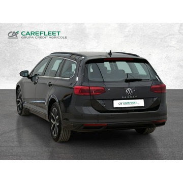 Volkswagen Passat  Kombi 2023,  2.0 diesel, automat - Na sprzedaż za 93 900 zł - Warszawa - zdjęcie 7