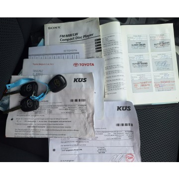 Toyota   Terenowy 2003,  2.0 benzyna - Na sprzedaż za 32 900 zł - Olsztyn - zdjęcie 6