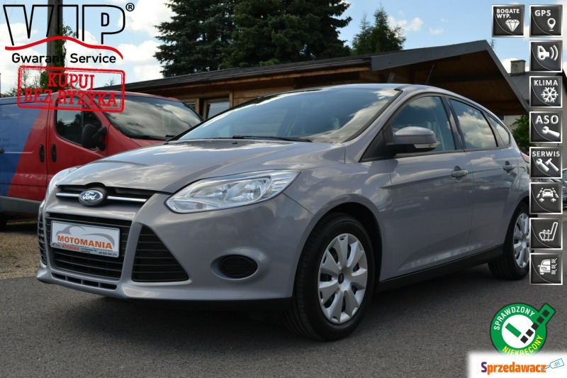 Ford Focus  Hatchback 2011,  1.6 benzyna - Na sprzedaż za 21 900 zł - Częstochowa