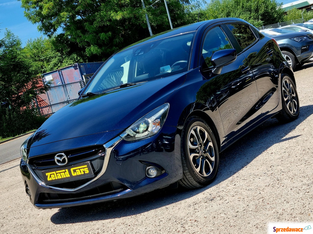 Mazda 2 2016