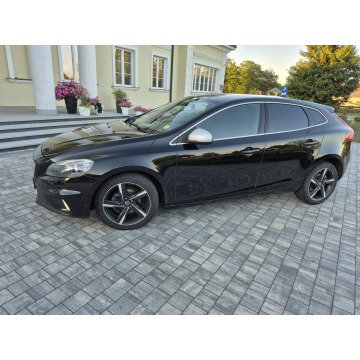 Volvo V40  Hatchback 2015,  2.0 diesel - Na sprzedaż za 36 900 zł - Drelów - zdjęcie 3