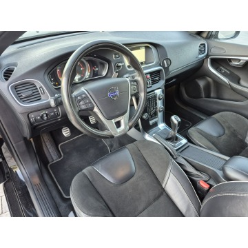 Volvo V40  Hatchback 2015,  2.0 diesel - Na sprzedaż za 36 900 zł - Drelów - zdjęcie 8