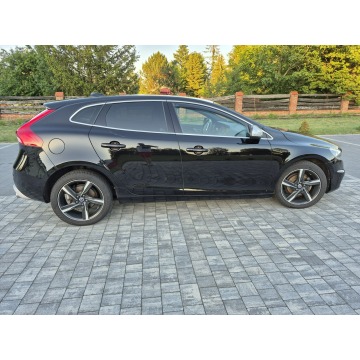 Volvo V40  Hatchback 2015,  2.0 diesel - Na sprzedaż za 36 900 zł - Drelów - zdjęcie 12