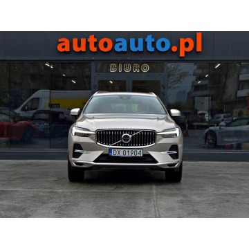 Volvo XC60  Terenowy 2024,  2.0 hybryda, automat - Na sprzedaż za 260 000 zł - Warszawa - zdjęcie 2