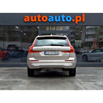 Volvo XC60  Terenowy 2024,  2.0 hybryda, automat - Na sprzedaż za 260 000 zł - Warszawa - zdjęcie 5