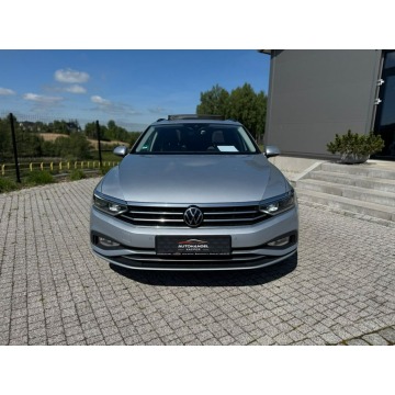 Volkswagen Passat  Kombi 2023,  2.0 diesel, automat - Na sprzedaż za 68 900 zł - Sierakowice - zdjęcie 2