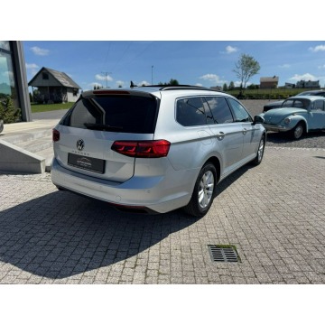 Volkswagen Passat  Kombi 2023,  2.0 diesel, automat - Na sprzedaż za 68 900 zł - Sierakowice - zdjęcie 9